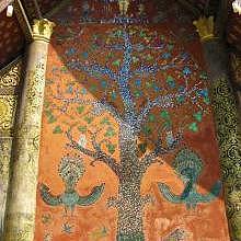 Wat Xieng Thong - Life tree mosaic