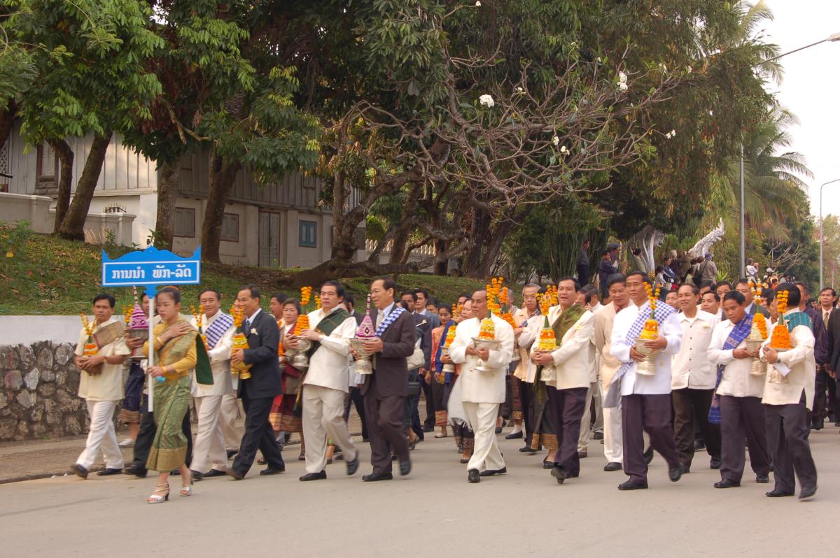 Défilé pour les éléphants à Luang Prabang, le 2 mars