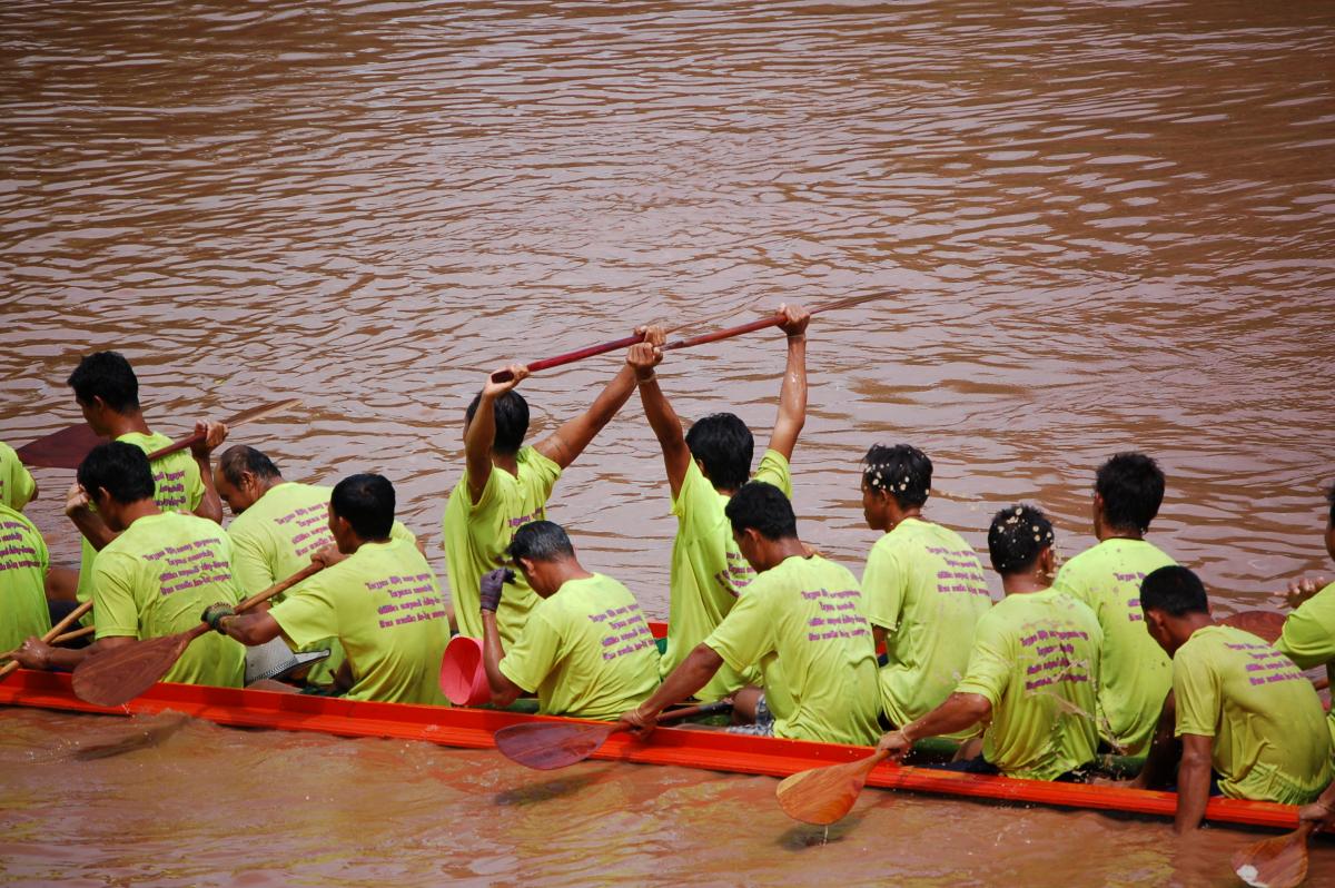 Course de pirogues sur la Nam Khan - Luang Prabang