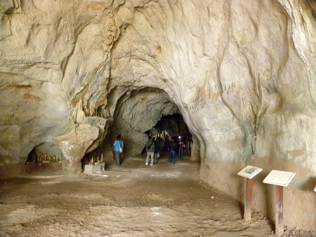 2eme grotte, du haut, à Pak Ou Caves