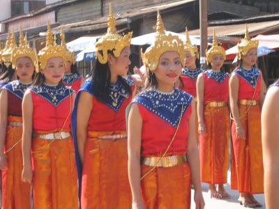 Costumes traditionnels Lao Loum Costumes traditionnels Lao Loum