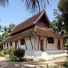 Wat Pak Kham in Luang Prabang - vihan