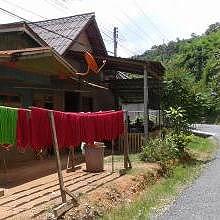 The village of Ban Se, specialized in dyeing