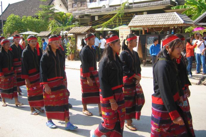 Kamu ethnic group during a parade in Luang Prabang